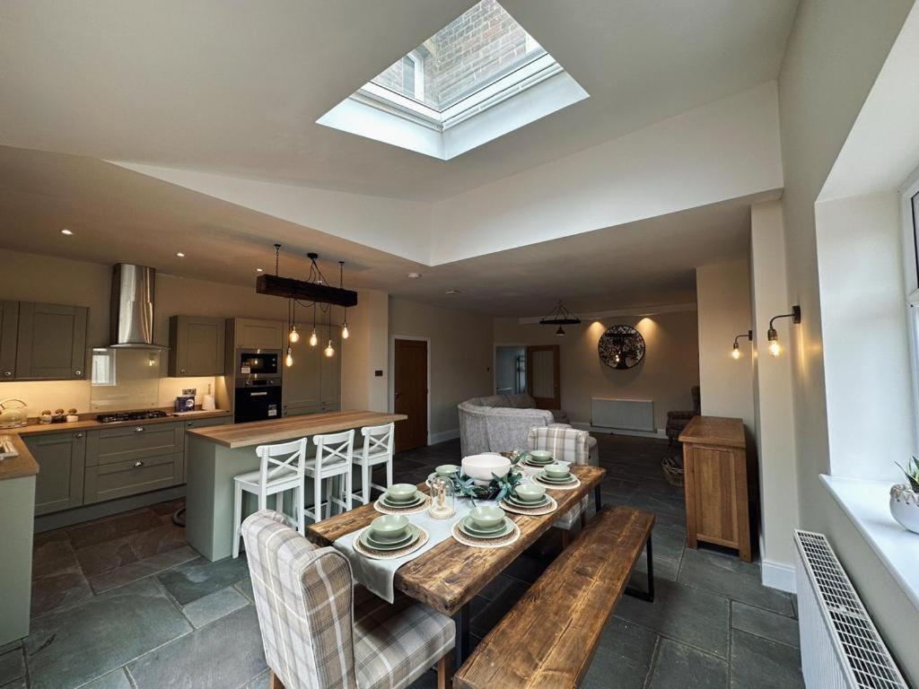 The Old Station House By Holiday Heim Lytham St Annes Ngoại thất bức ảnh